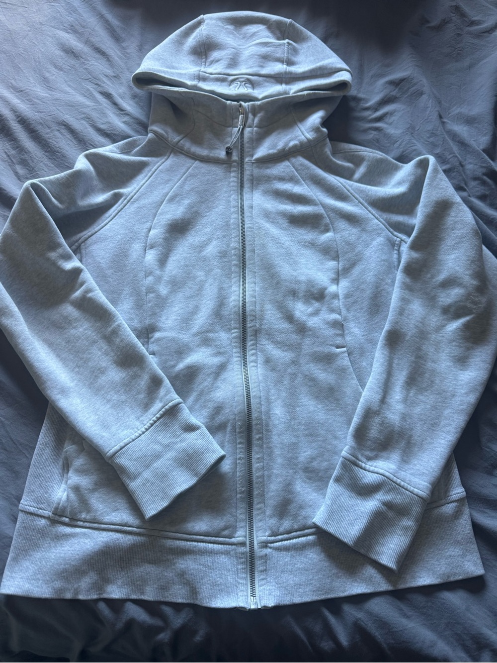 Women’s lululemon Scuba zip up hoodie